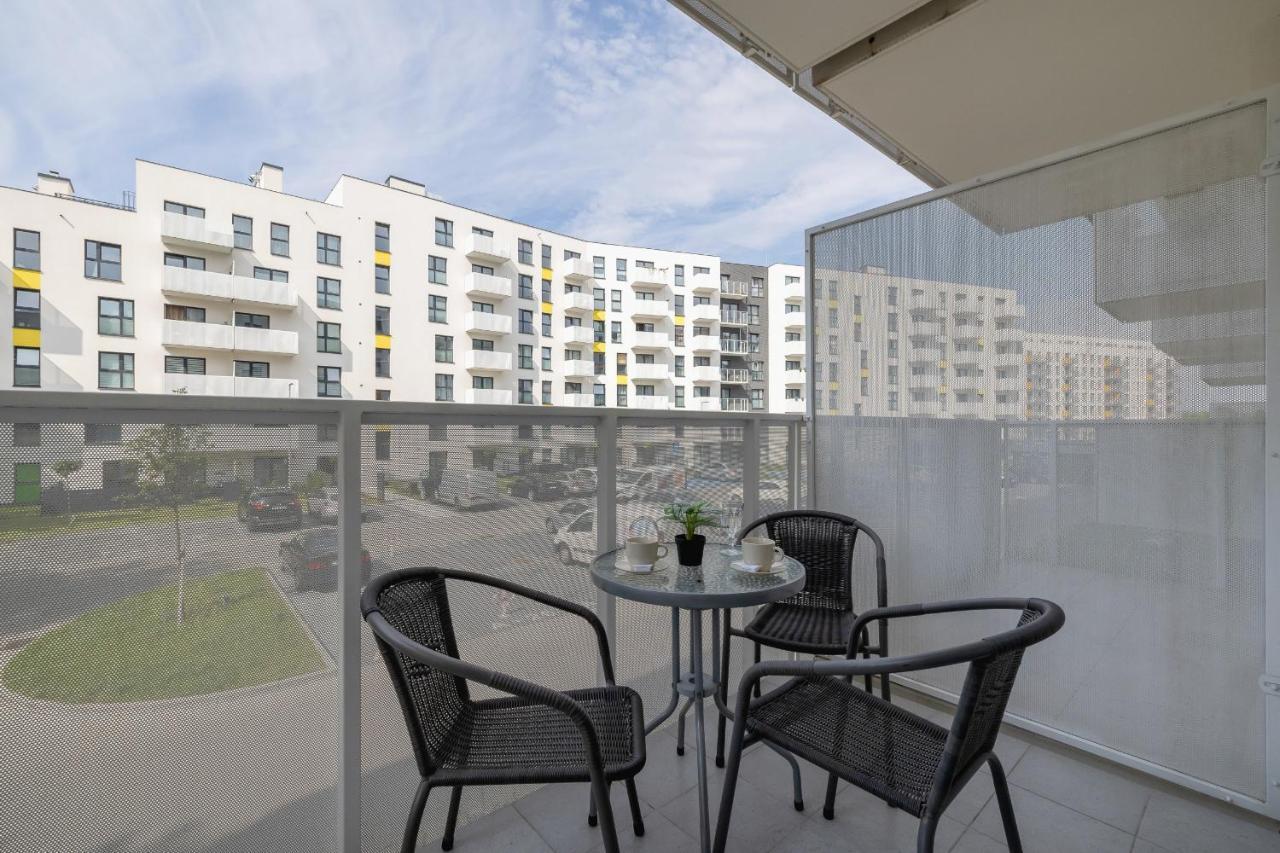Comfy Pachonskiego With Parking In By Renters Апартаменти